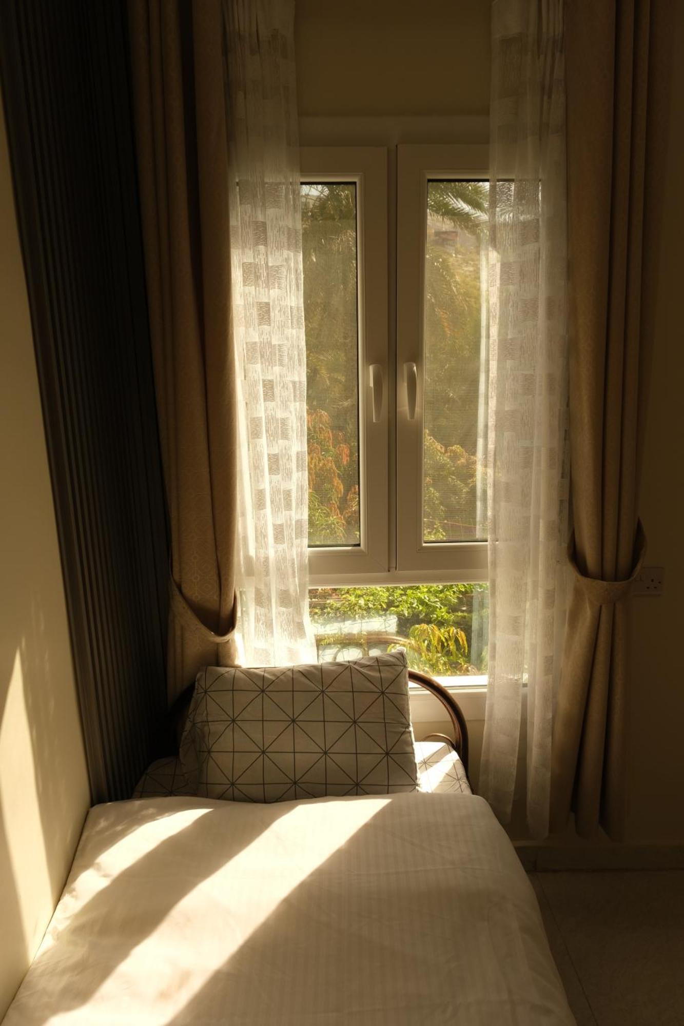 Albustan House Holiday home